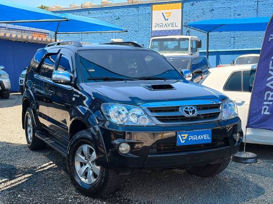 TOYOTA HILUX 3.0 SRV 4X4 CD 16V TURBO INTERCOOLER DIESEL 4P AUTOMÁTICO